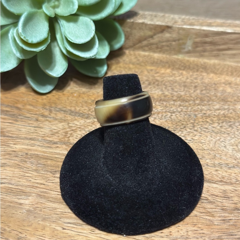 Vintage Abstract Horn